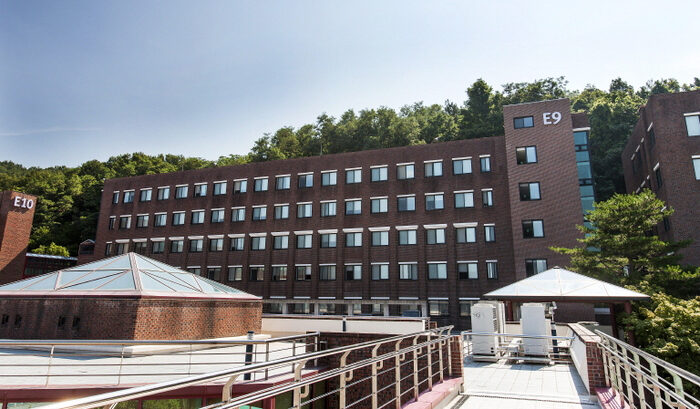 Cao đẳng Thông tin Woosong – Trường kỹ thuật thực hành 2 Hình ảnh Cao đẳng Thông tin Woosong